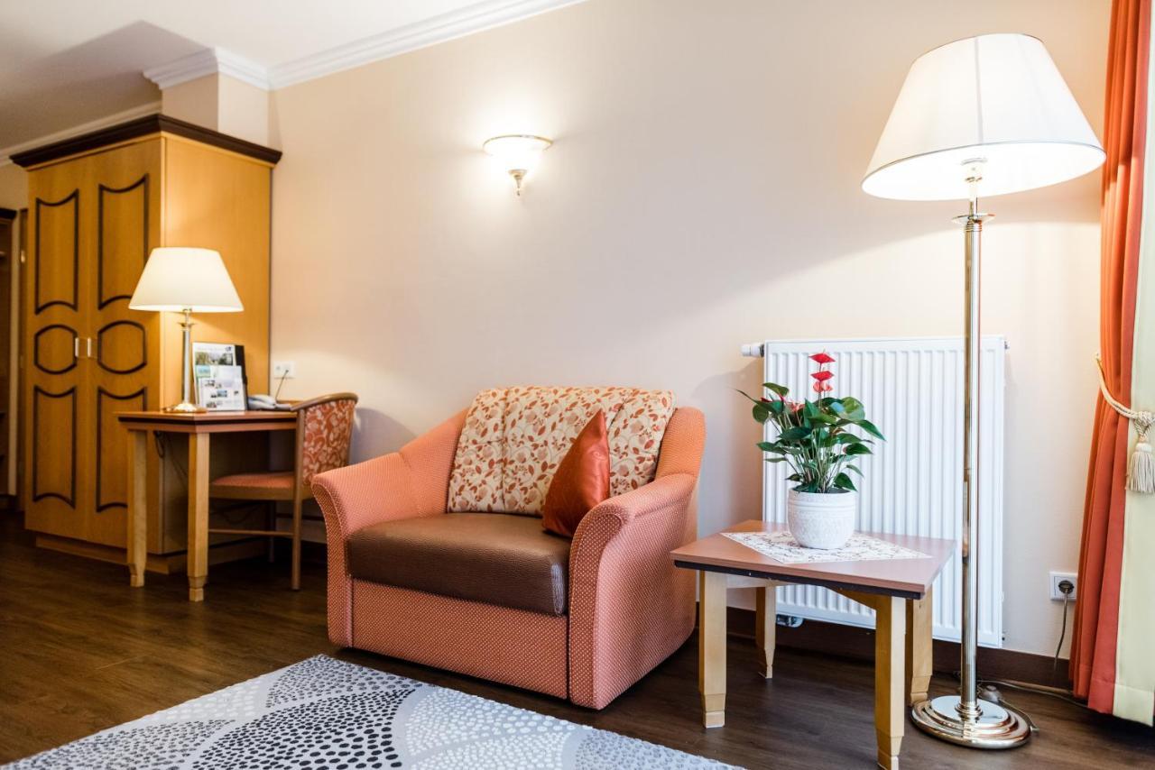 Akzent Hotel Bayerwald-Residenz Нойкирхен Экстерьер фото