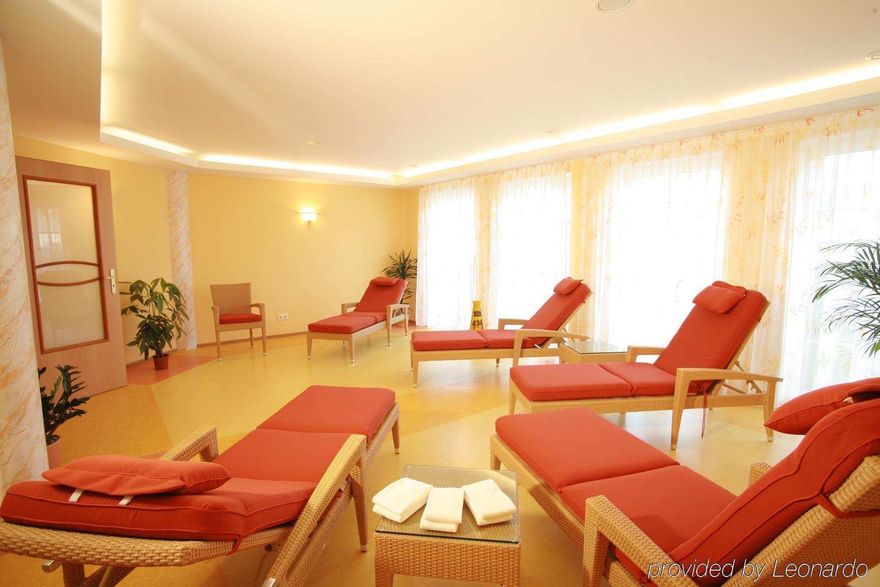 Akzent Hotel Bayerwald-Residenz Нойкирхен Удобства фото