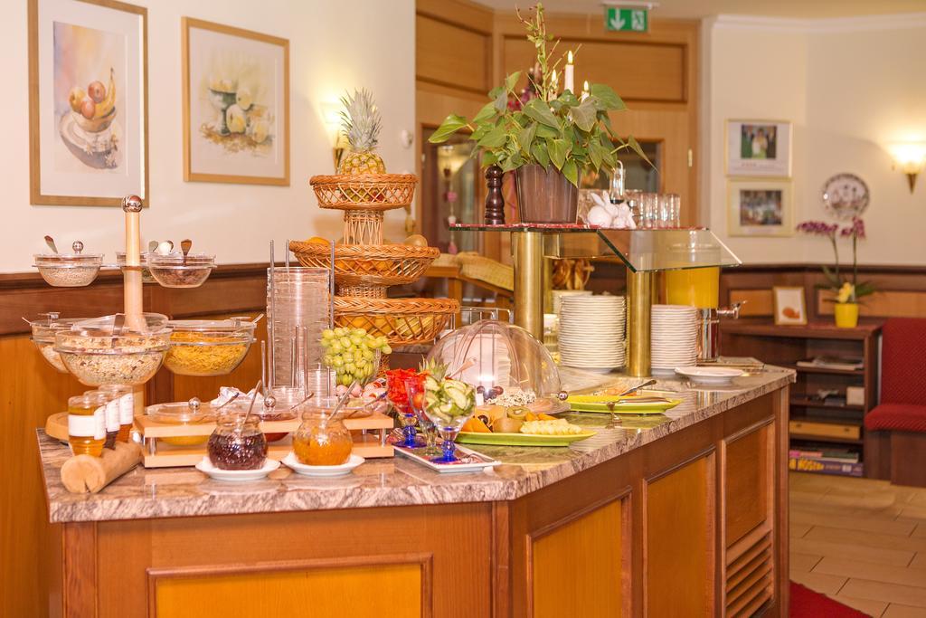 Akzent Hotel Bayerwald-Residenz Нойкирхен Экстерьер фото