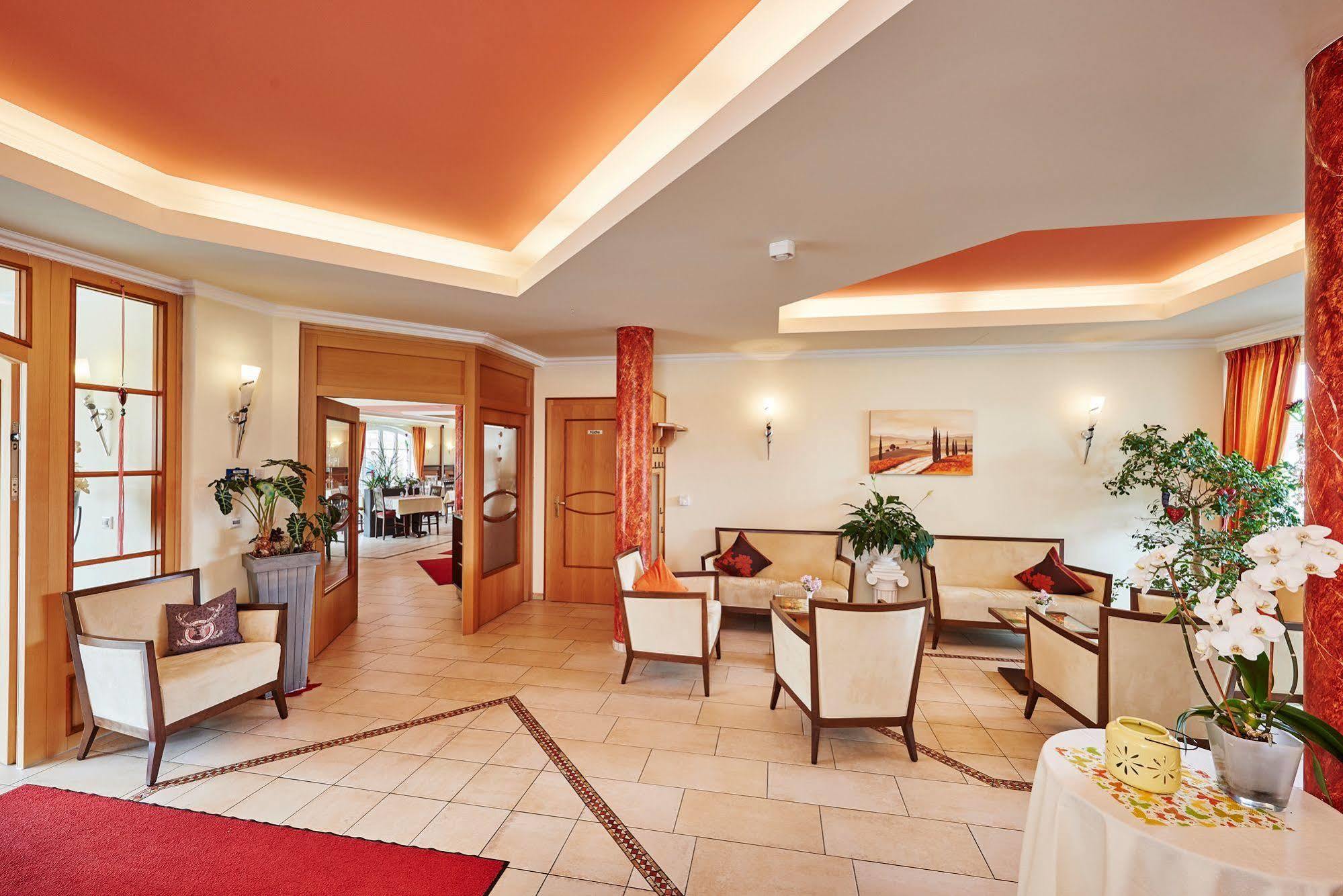 Akzent Hotel Bayerwald-Residenz Нойкирхен Экстерьер фото